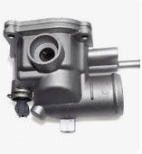 Buy Mercedes Benz 6112000315 C Engine Parts Thermostat Assembly 87℃ online manufacture