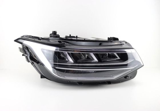 5NL941036A Headlight for