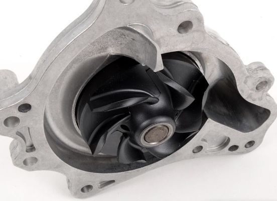 079121014F Engine Parts Water Pump