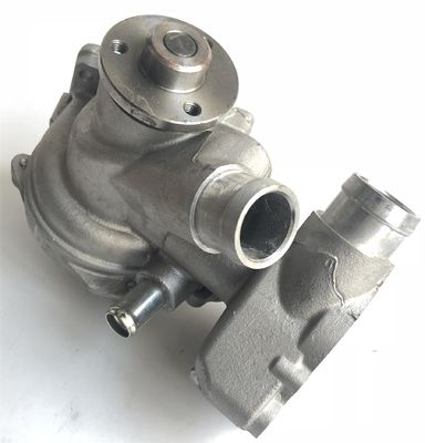1042002701 Engine Parts Water Pump