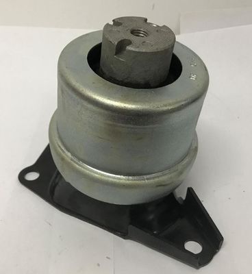 7H0199256G Engine Parts Engine Mount
