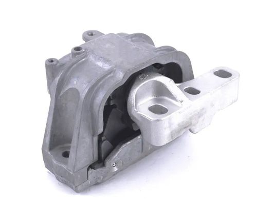 8J0199262 Engine Parts Engine Mount