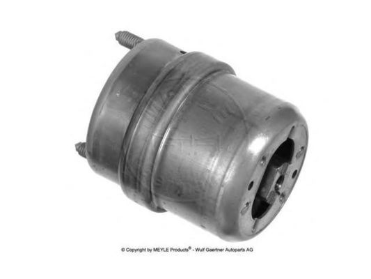 7D0199132D Engine Parts Engine Mount
