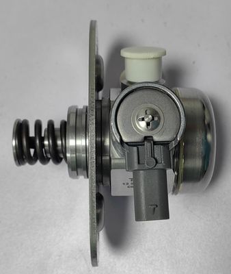 13518604229 Engine Parts High Pressure Pump