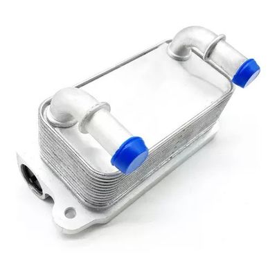LR049900 Engine Parts Oil Cooler