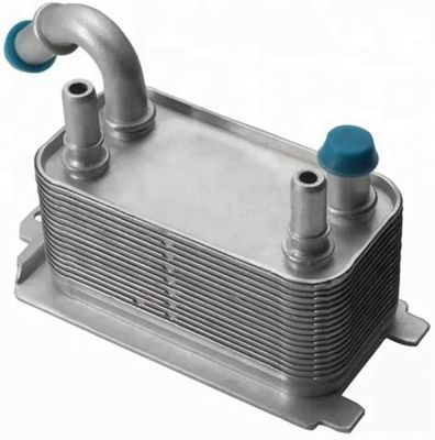 LR002916 Engine Parts Oil Cooler