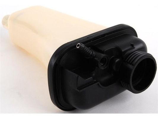 17111723520 Engine Parts Expansion Tank