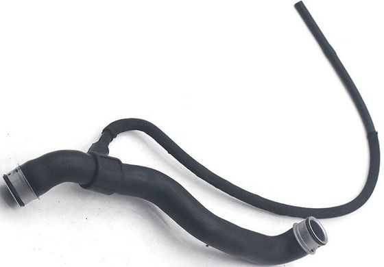 Easy Installation Coolant Reservoir Pipe 2035014582 with High Efficiency