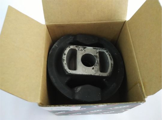 2013512842 Suspension Parts Control Arm Bushing