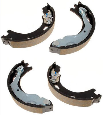 Land Rover LR031947 Chassis Parts Brake Shoe Set